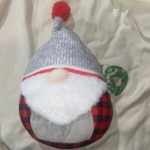 Squishmallow Gasper the Gnome 8” NWT
